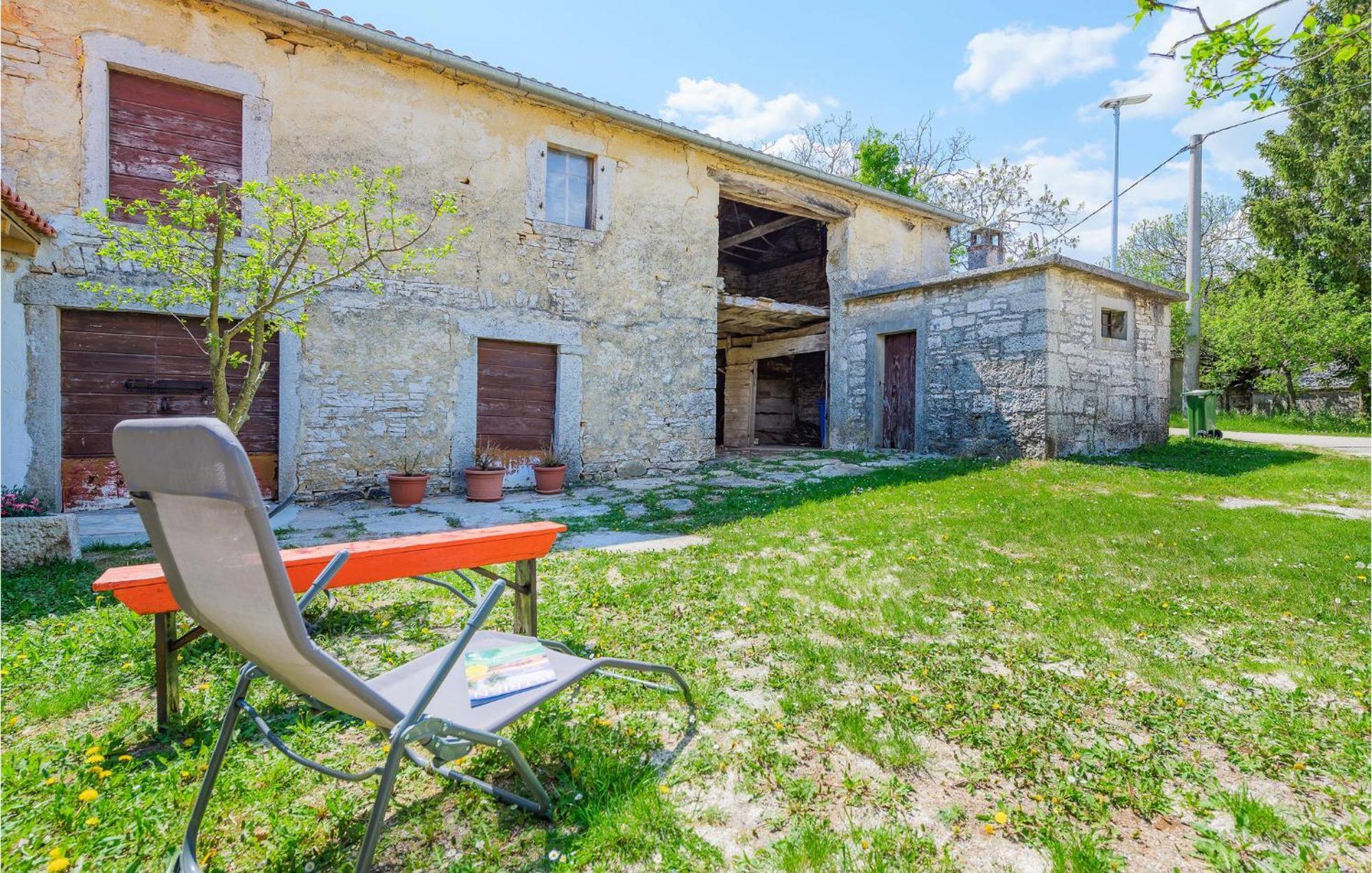 Cozy Home In Pazin With House A Panoramic View 外观 照片