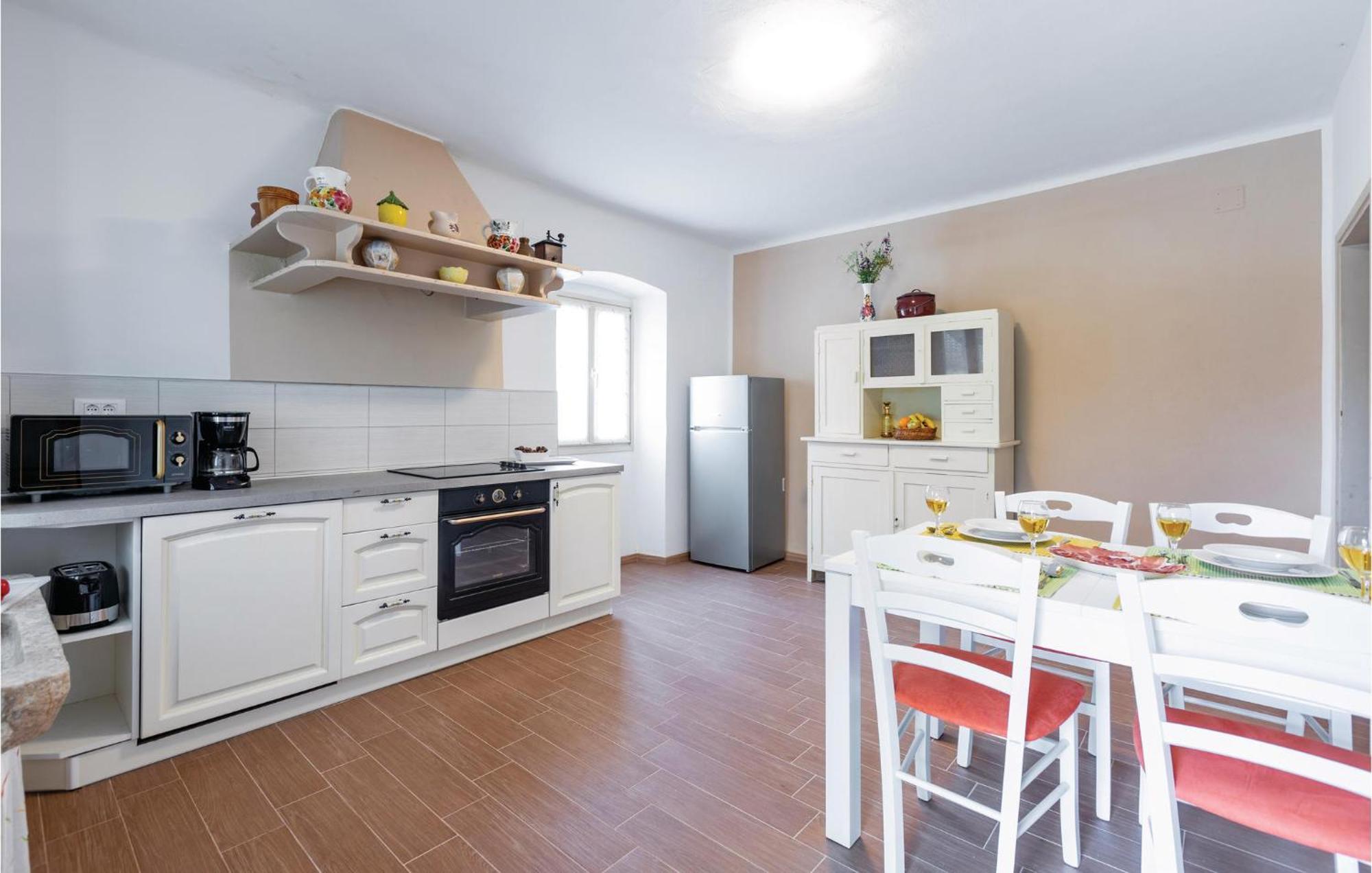 Cozy Home In Pazin With House A Panoramic View 外观 照片